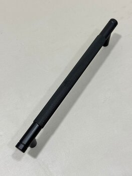 PUXADOR ITALY PRETO 160MM